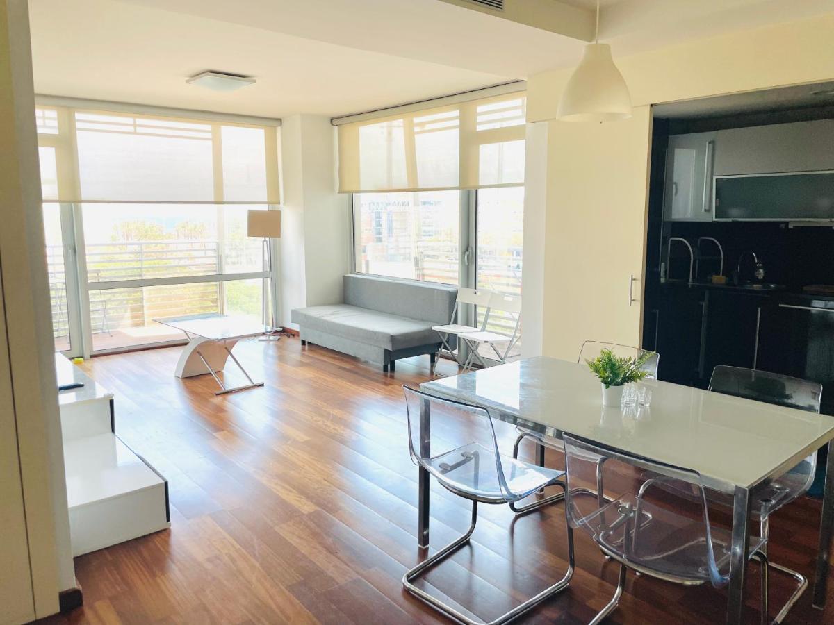 Forum De Barcelona Sea View Apartment With Garage Parking サン・アドリア・デ・ベソス エクステリア 写真