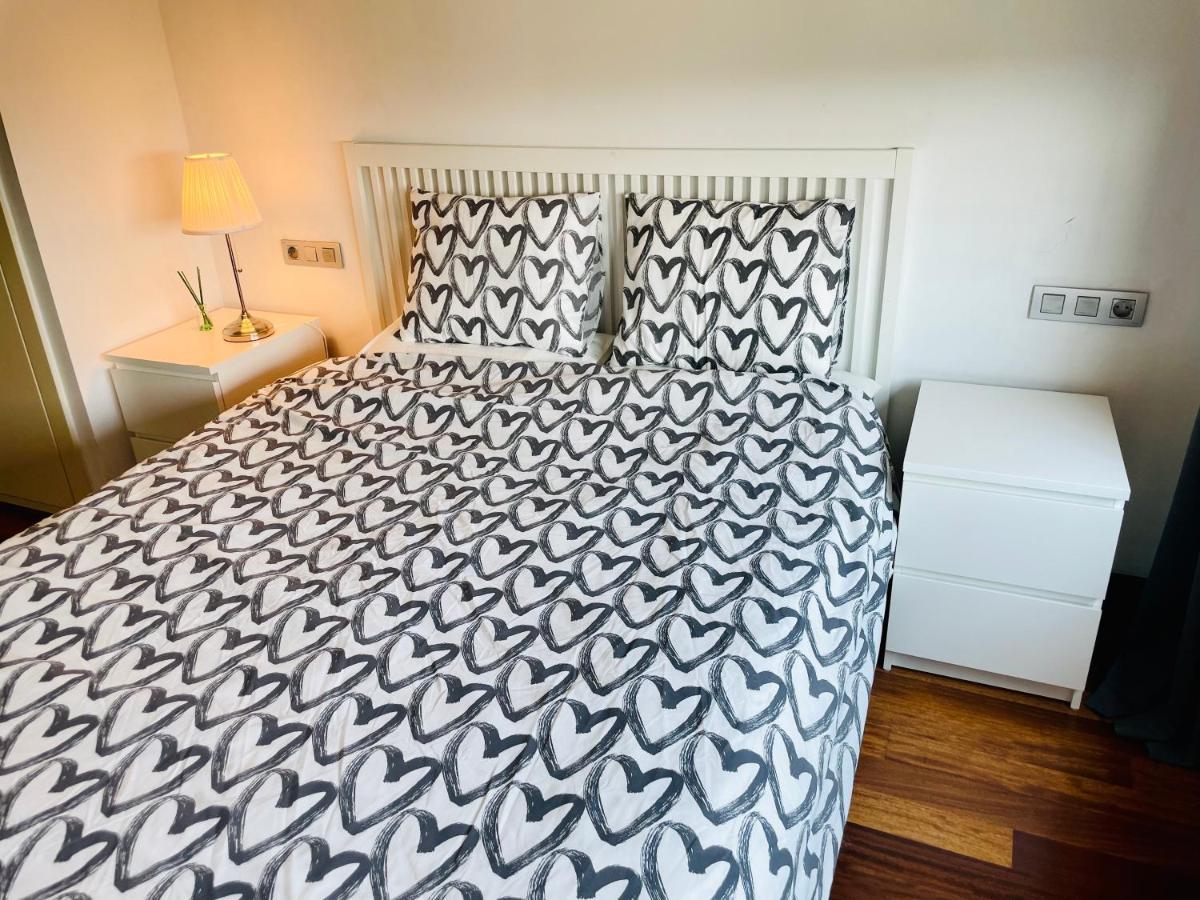 Forum De Barcelona Sea View Apartment With Garage Parking サン・アドリア・デ・ベソス エクステリア 写真