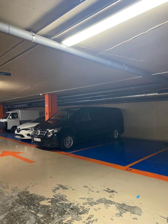 Forum De Barcelona Sea View Apartment With Garage Parking サン・アドリア・デ・ベソス エクステリア 写真